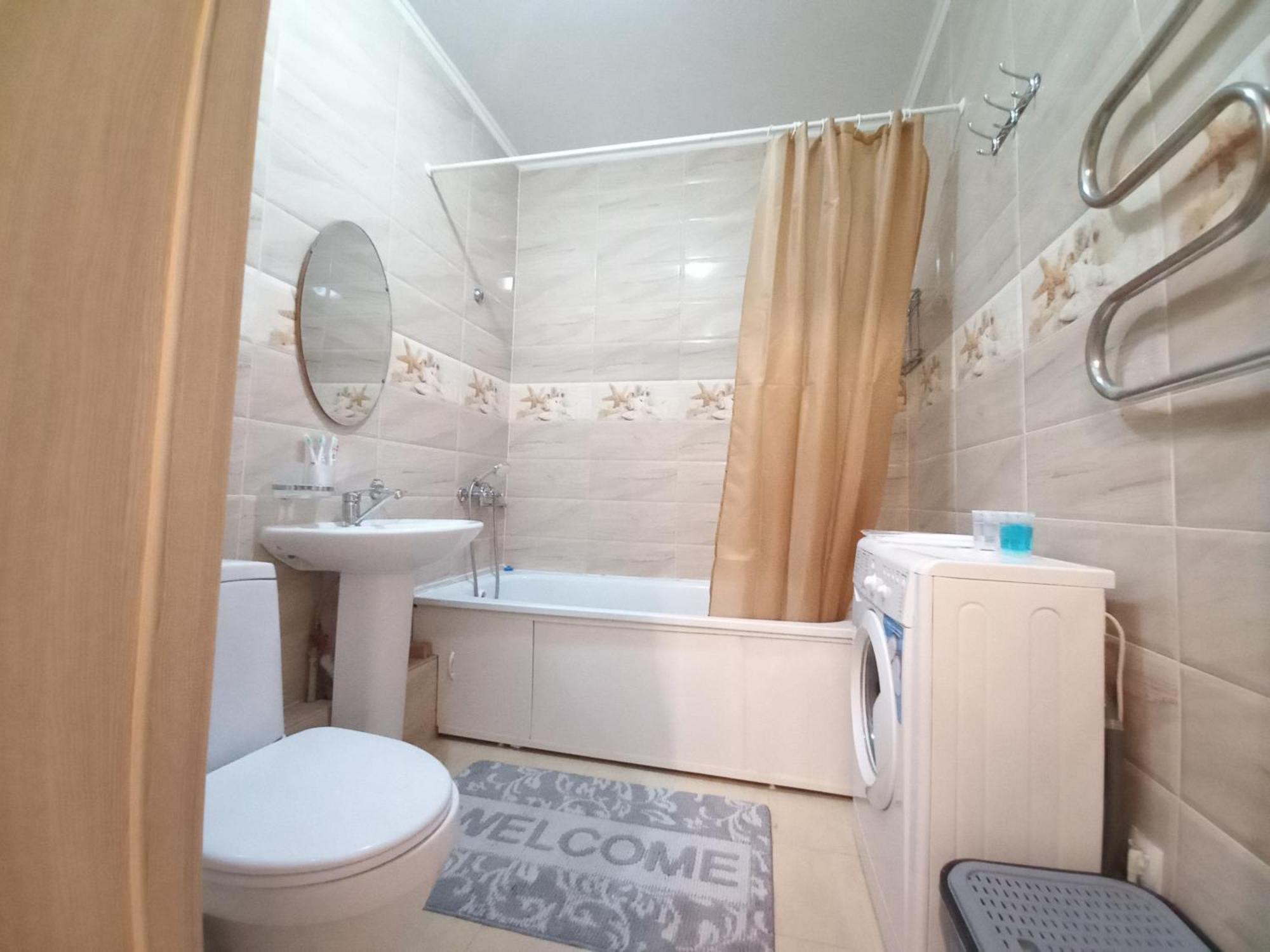 однокомнатная для 3-х гостей, около атакент, мега Apartment