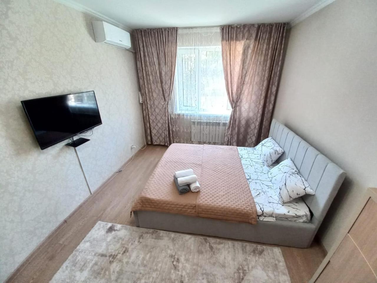 Apartment однокомнатная для 3-х гостей, около атакент, мега