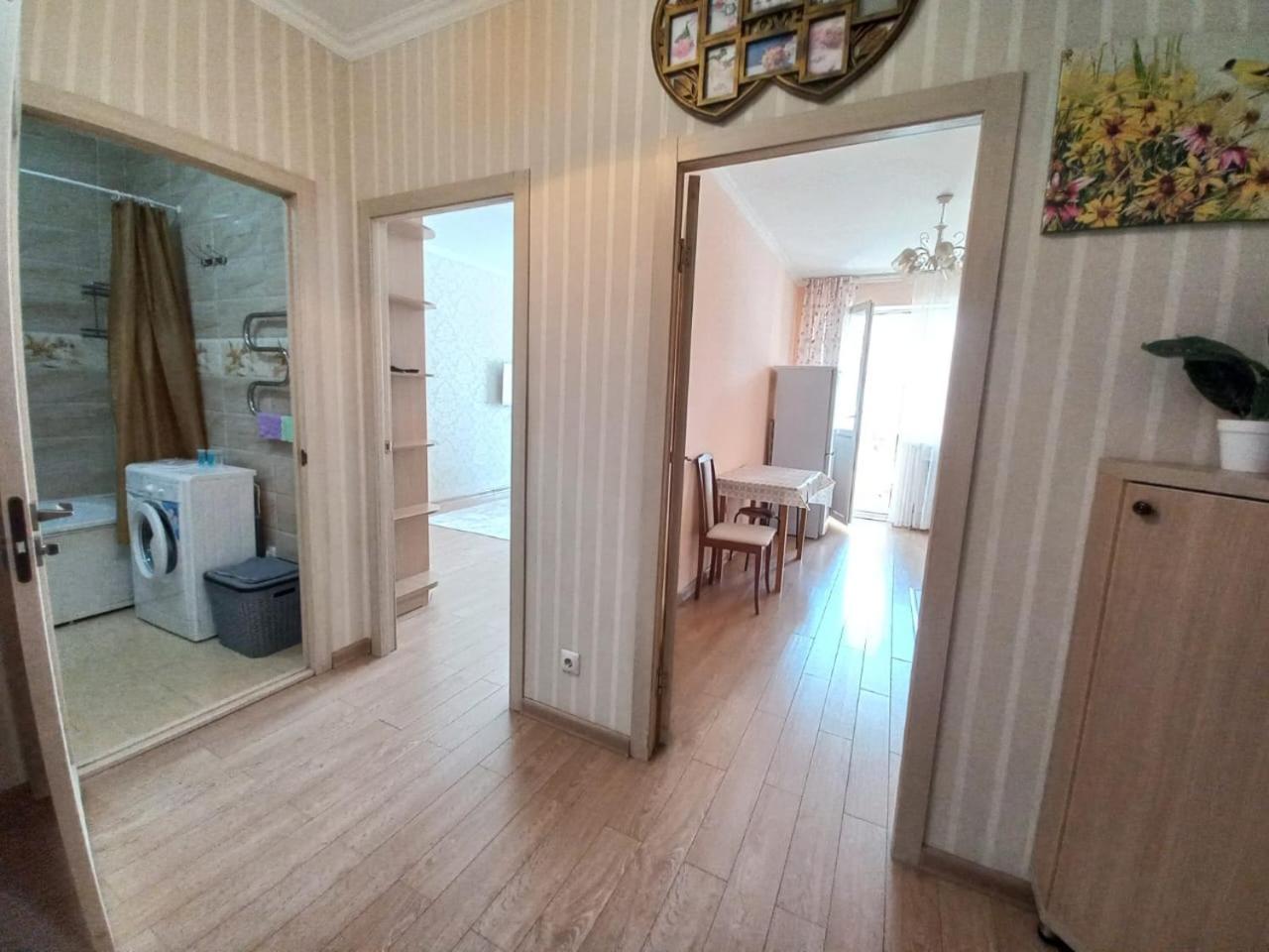 однокомнатная для 3-х гостей, около атакент, мега * Almaty